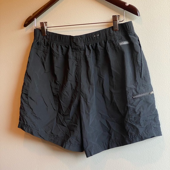 Columbia Women's Cargo Short Black Medium - Picture 4 of 5